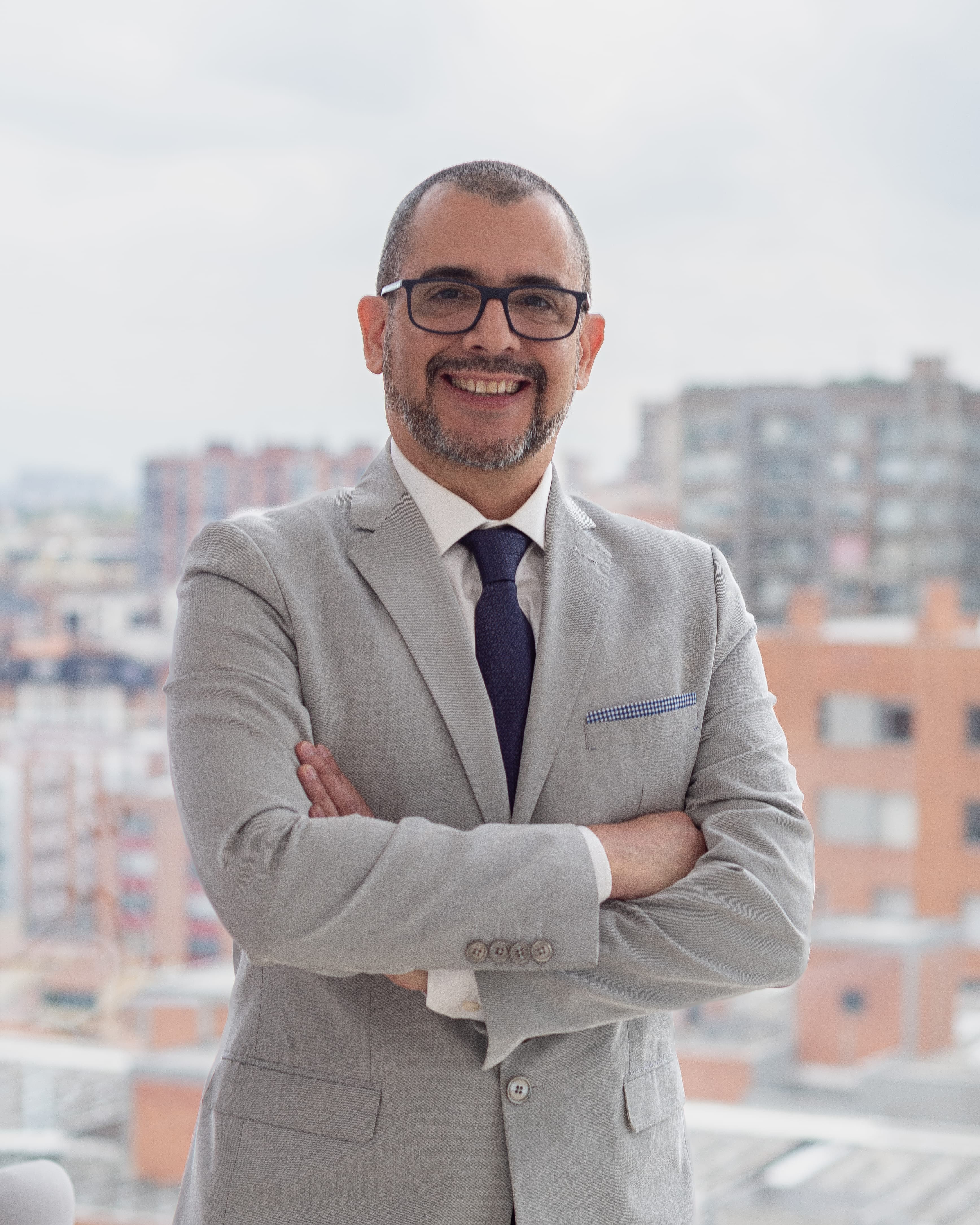 Dr. Nilfran Nottola
